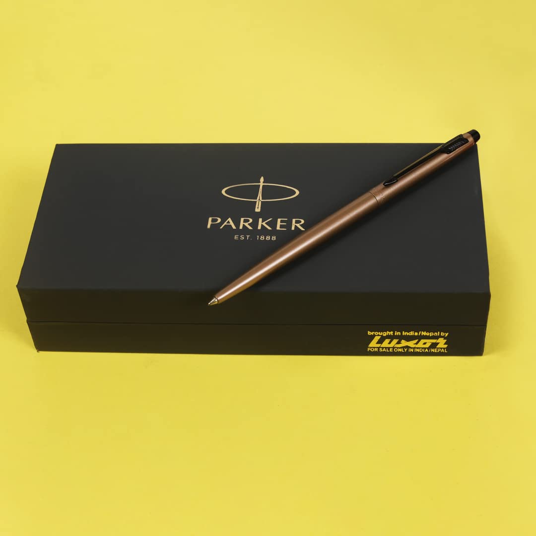 Parker Insignia Champaign Gold Black Metal Trim Ball Pen