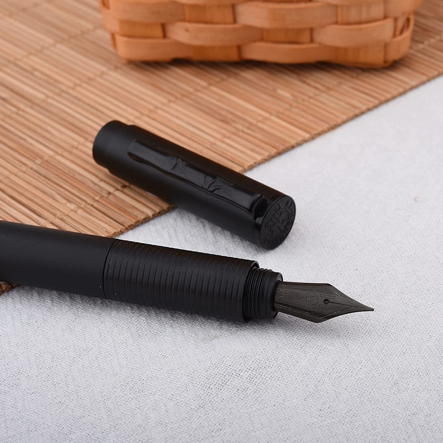 HONDIGAN H3 Fine Nib Fountain Pen, Black