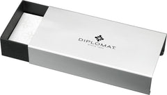 DIPLOMAT Aero Black Fountain Pen (M)