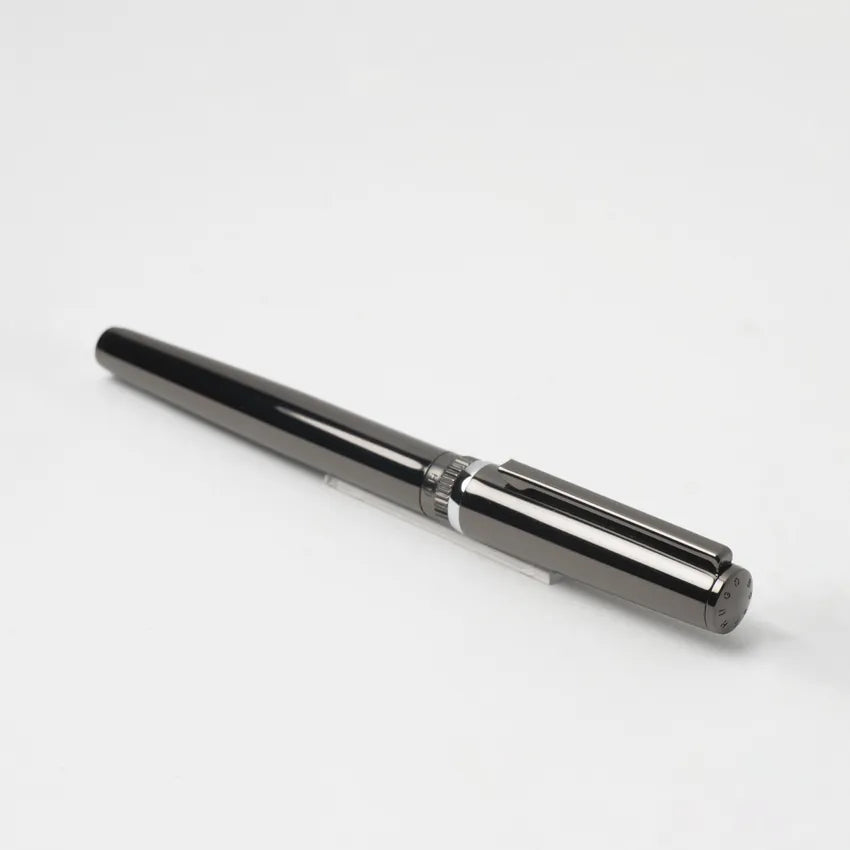 Hugo Boss Gear Metal Fountain Pen (Medium) - Dark Chrome