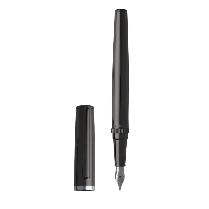 Hugo Boss Gear Metal Fountain Pen (Medium) - Dark Chrome