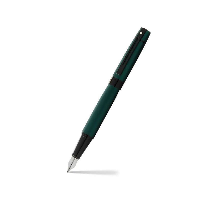 Sheaffer Gift 300 Lacquer Fountain Pen (Medium) Matte Green with Polished Black Trim